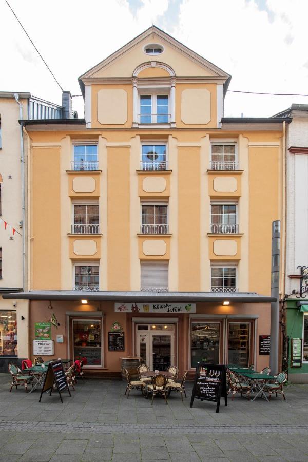 Haus Moselwelt - Tilda Apartment Zell an der Mosel Exterior photo